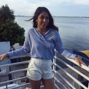 Meet your Posher, Juliana